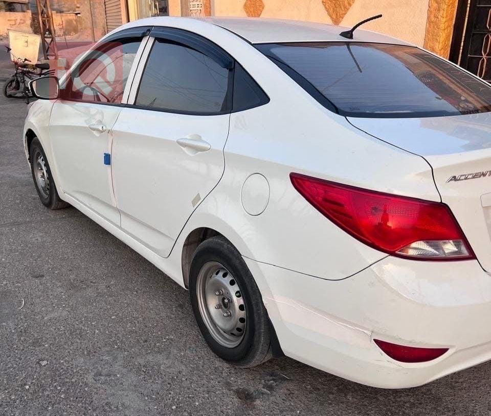 هیوندای ئەکسنت
